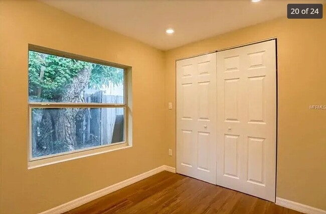 Building Photo - Home For Rent in St Petersburg!