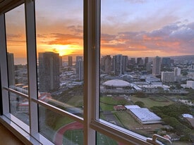 Building Photo - 1288 Kapiolani Blvd