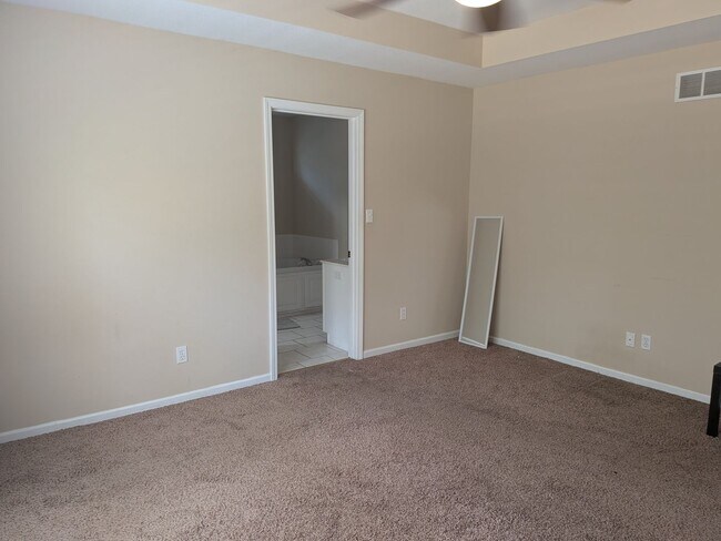 Building Photo - 4108 Cedar Crest Ln