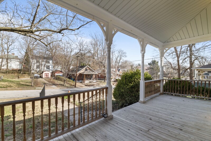 Building Photo - 151 N Clay Ave