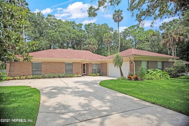 Building Photo - 4401 Cypress Creek Dr