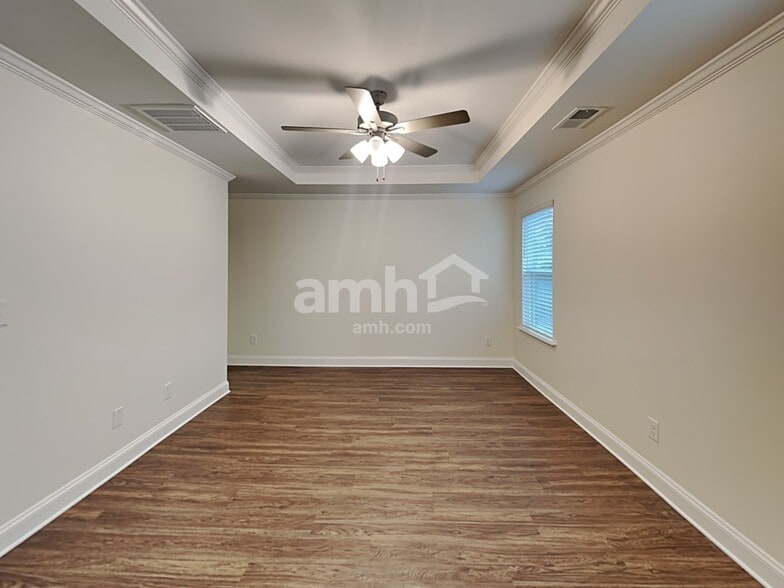 Building Photo - 1121 Bethany Dallas Dr