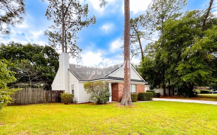 Building Photo - 3931 Hunters Lake Cir W
