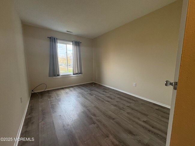 Building Photo - 69 Northrup Dr