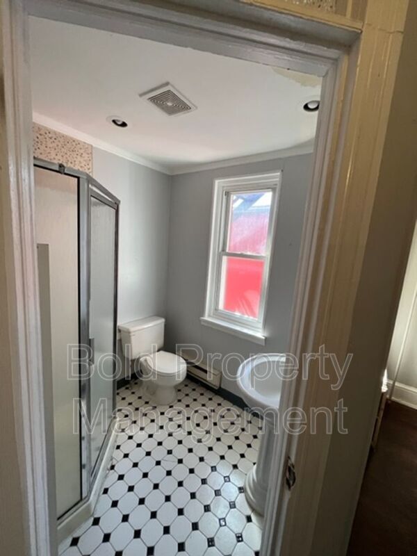 Building Photo - 815 Weiser St