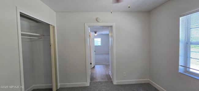 Building Photo - 4556 Cambridge Rd