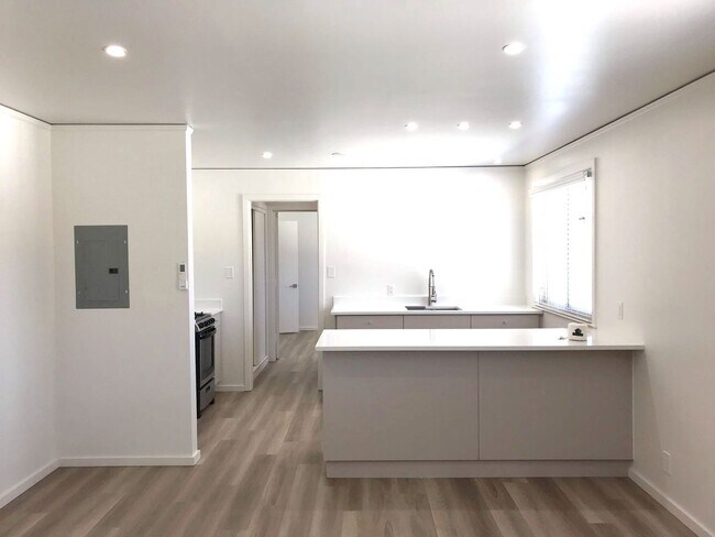 Building Photo - Make this your home! Fully remodeled 1 bedroom, 1 bath! Great Los Alamos Location. Upstairs Unit ...