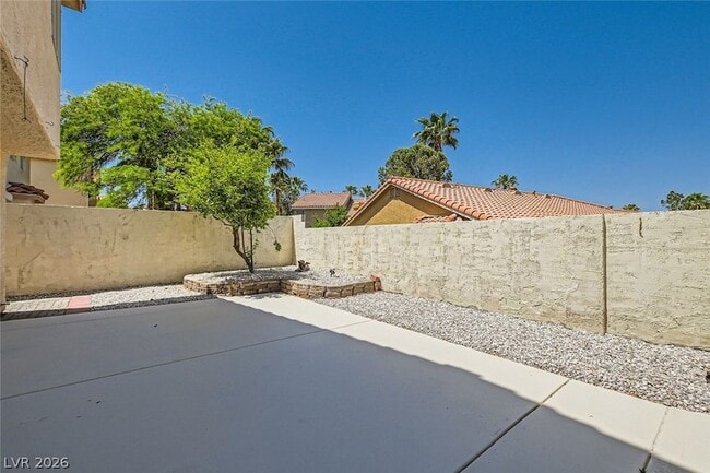 Building Photo - 7836 Calico Flower Ave