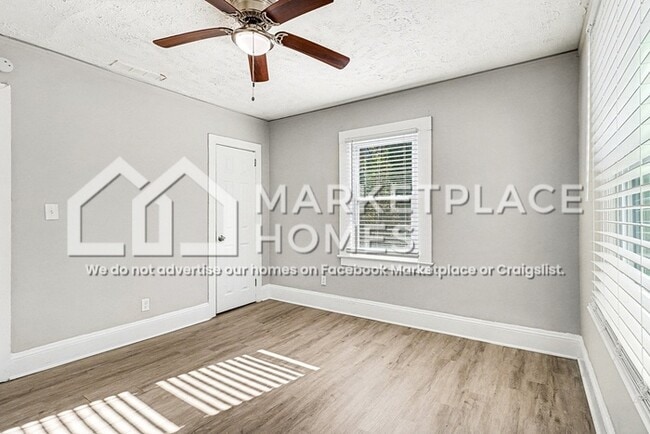 Building Photo - 2984 Semmes St