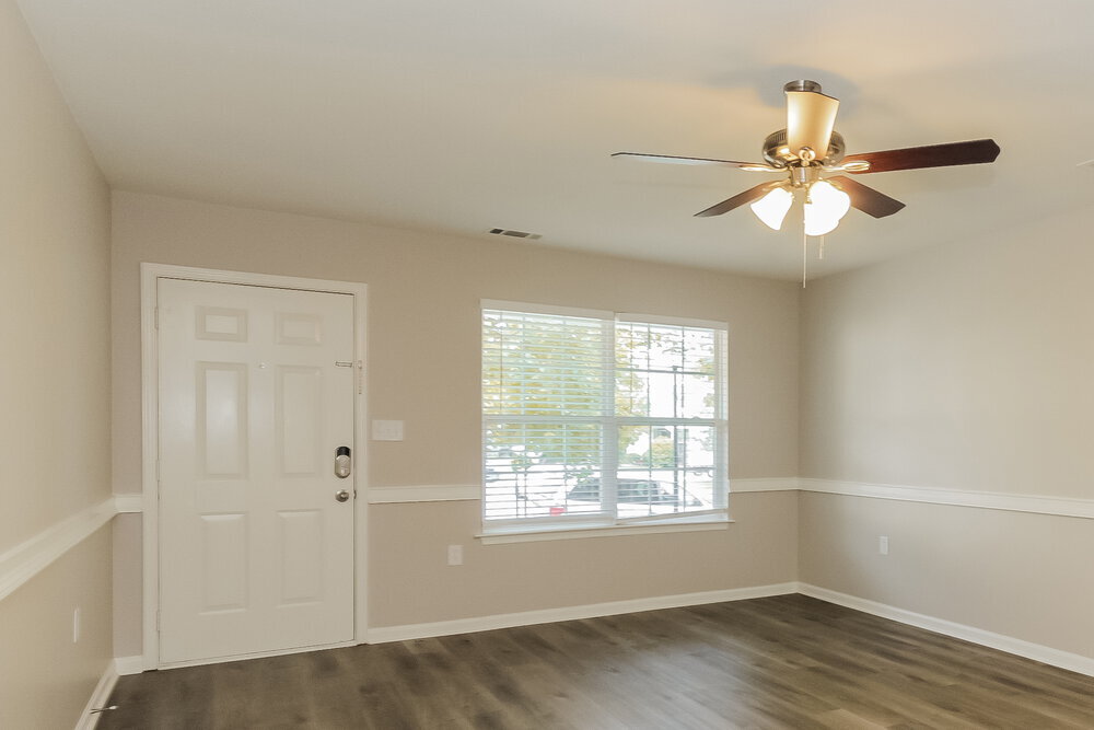 Building Photo - 333 Hunslet Cir