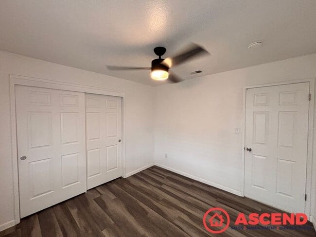 Building Photo - Beautiful 4 Bedroom Home In Rosedale!