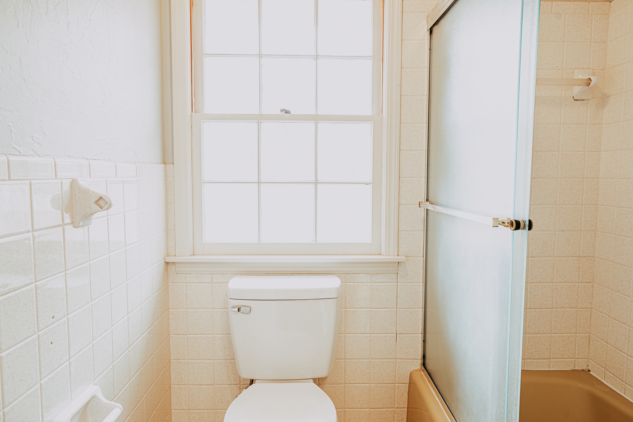Bathroom - 5331 Indian Hill Rd
