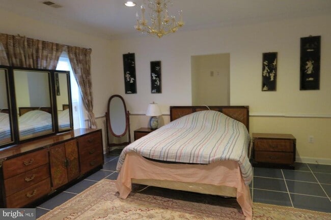 Building Photo - 3128-FURNISHED Prosperity Ave