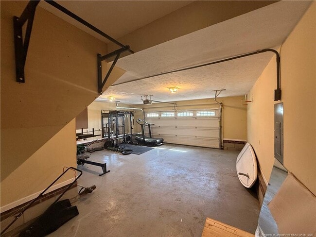 Building Photo - 254 Eclipse Dr