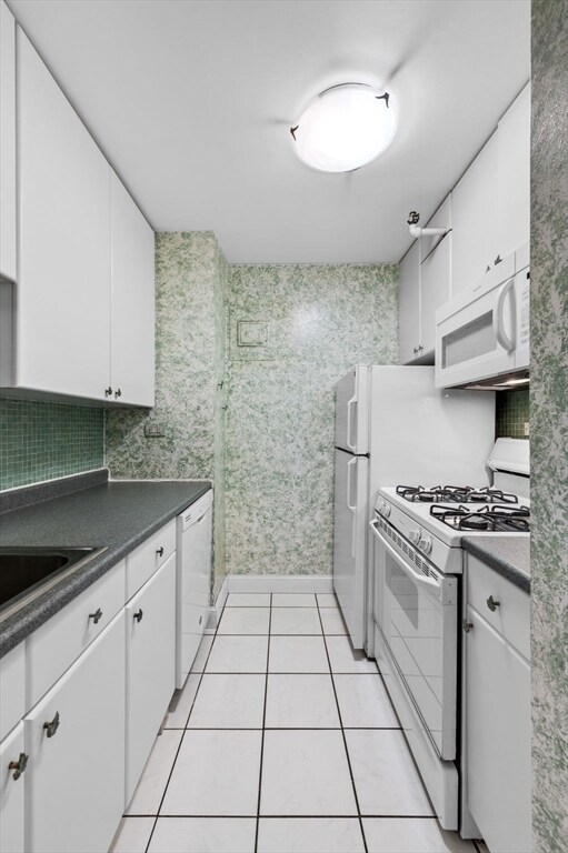 Building Photo - 151 Tremont St