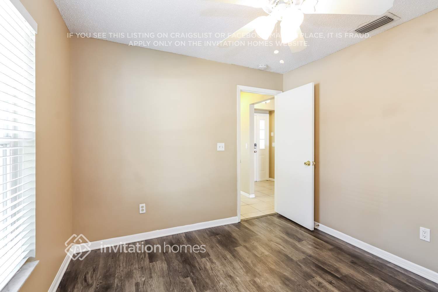 Building Photo - 24515 Crosscut Rd