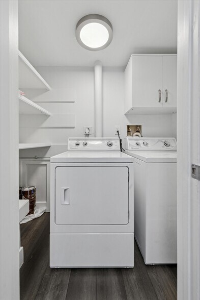 Building Photo - 40 Le Forge Ct