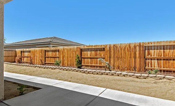 Building Photo - 675 Mahogany Dr