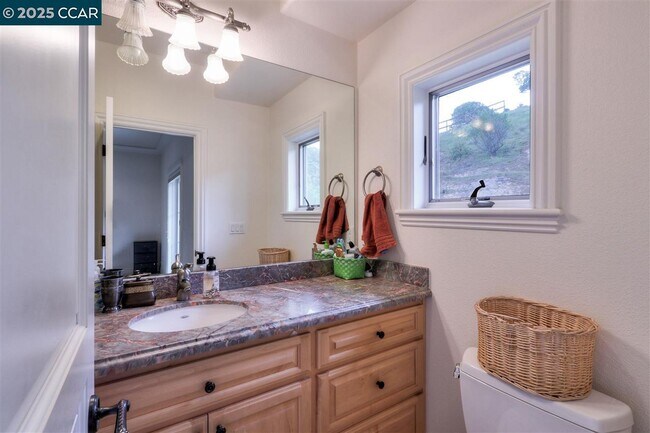 Building Photo - 2851 Spring Creek Ln