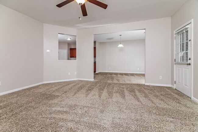 Building Photo - 2405 King Malcolm Ln