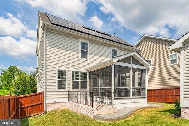 Building Photo - 431 Alder Dr