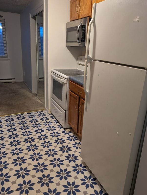 Building Photo - 6301 Robinson Rd