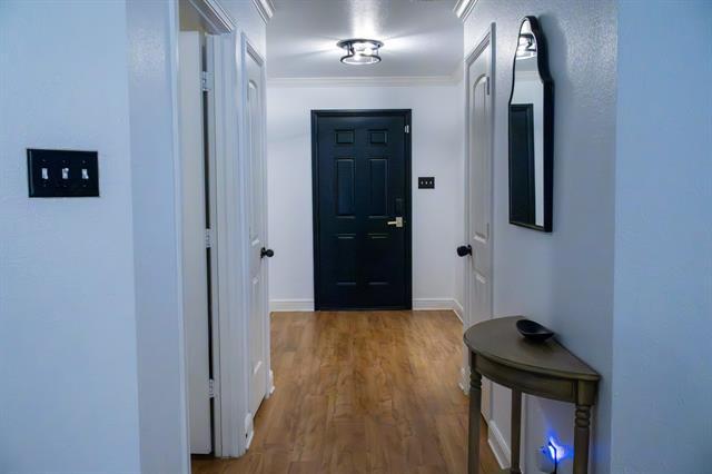 Building Photo - 2304 Eton Pl