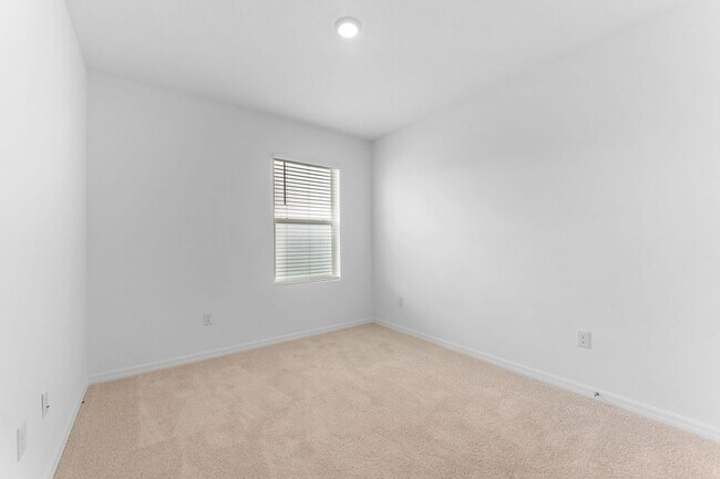 Building Photo - 10583 Dusty Boot Rd