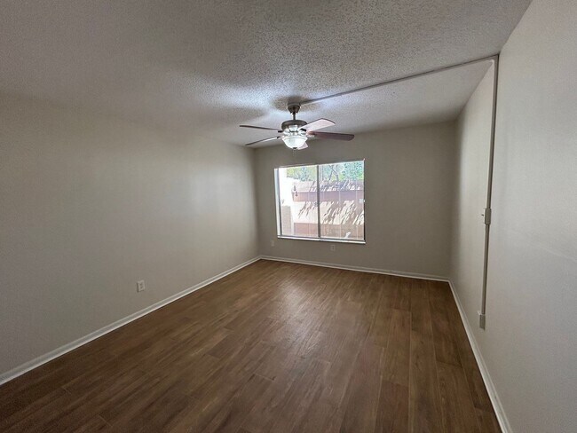 Building Photo - 2611 Antilles Dr