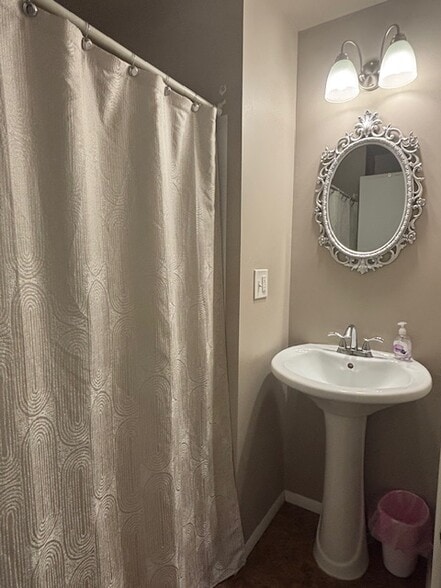 Building Photo - 1738 8th Ave S