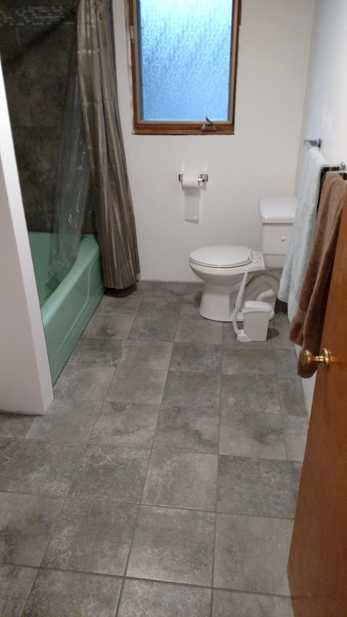 New bathroom 1 - 194 11th Ave