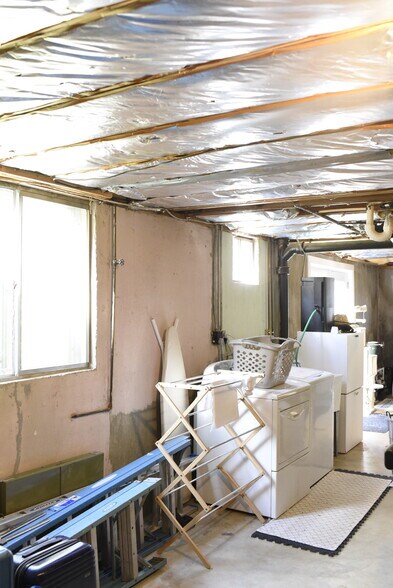 Building Photo - 1113 Ardmore Dr