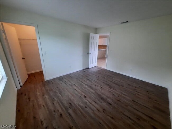 Building Photo - 198 Charlotte Ave