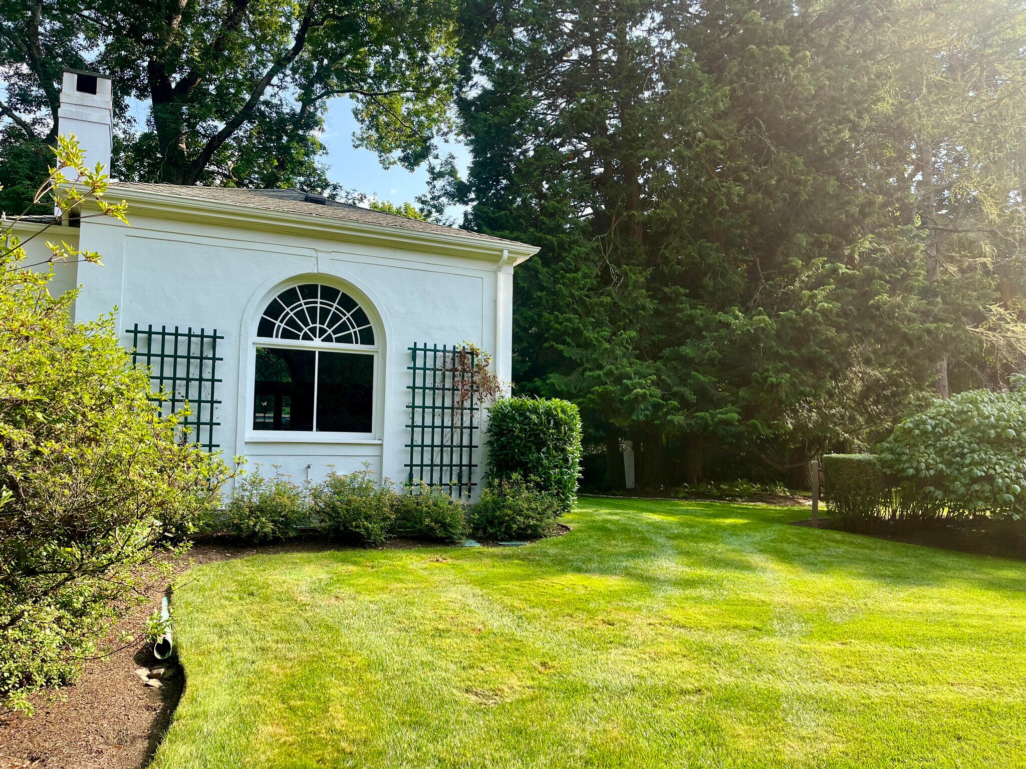 North Farm property mgmt office is on-site, drops ins welcomed, great service - 77 Windward Ln
