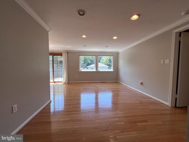 Building Photo - 6516 Cape Ct