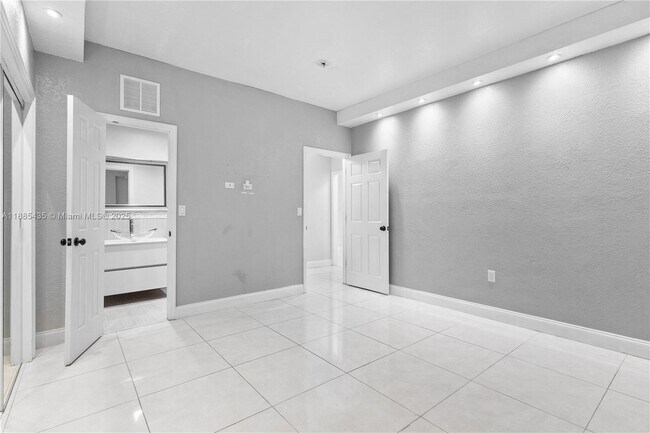 Building Photo - 15823 SW 79th St