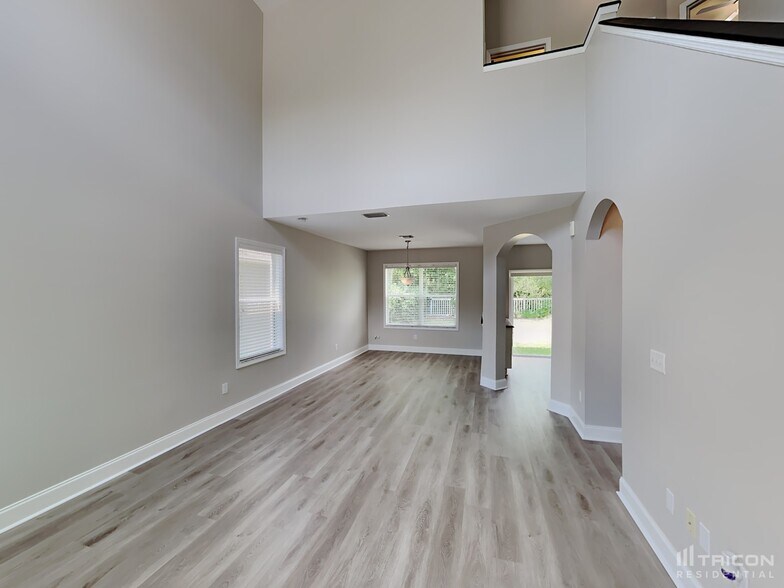 Building Photo - 10031 Landport Way