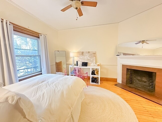 Building Photo - 36 St Stephen St