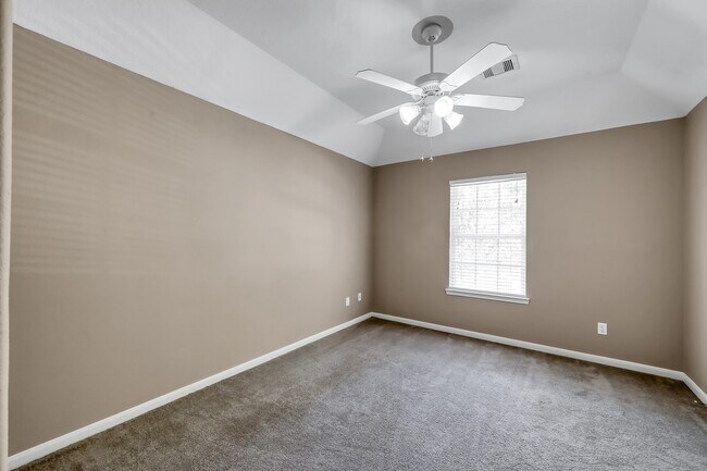 Building Photo - 4774 W Fork Blvd