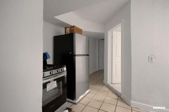Building Photo - Charming 2BR Duplex in Jackson