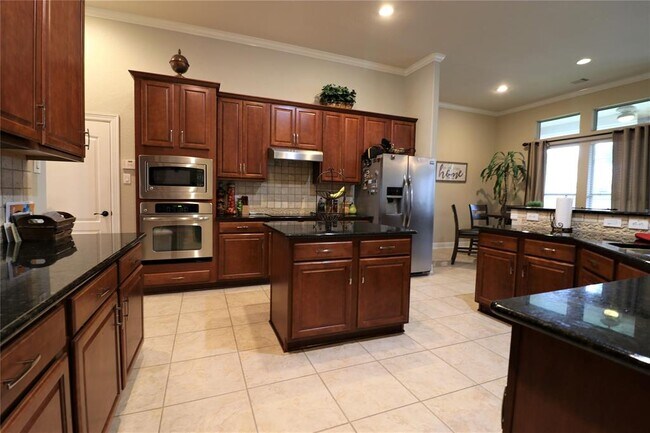 Building Photo - 6126 Emberwood Falls Dr