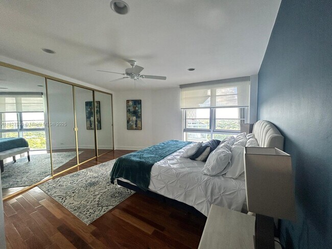 Building Photo - 2451 Brickell Ave