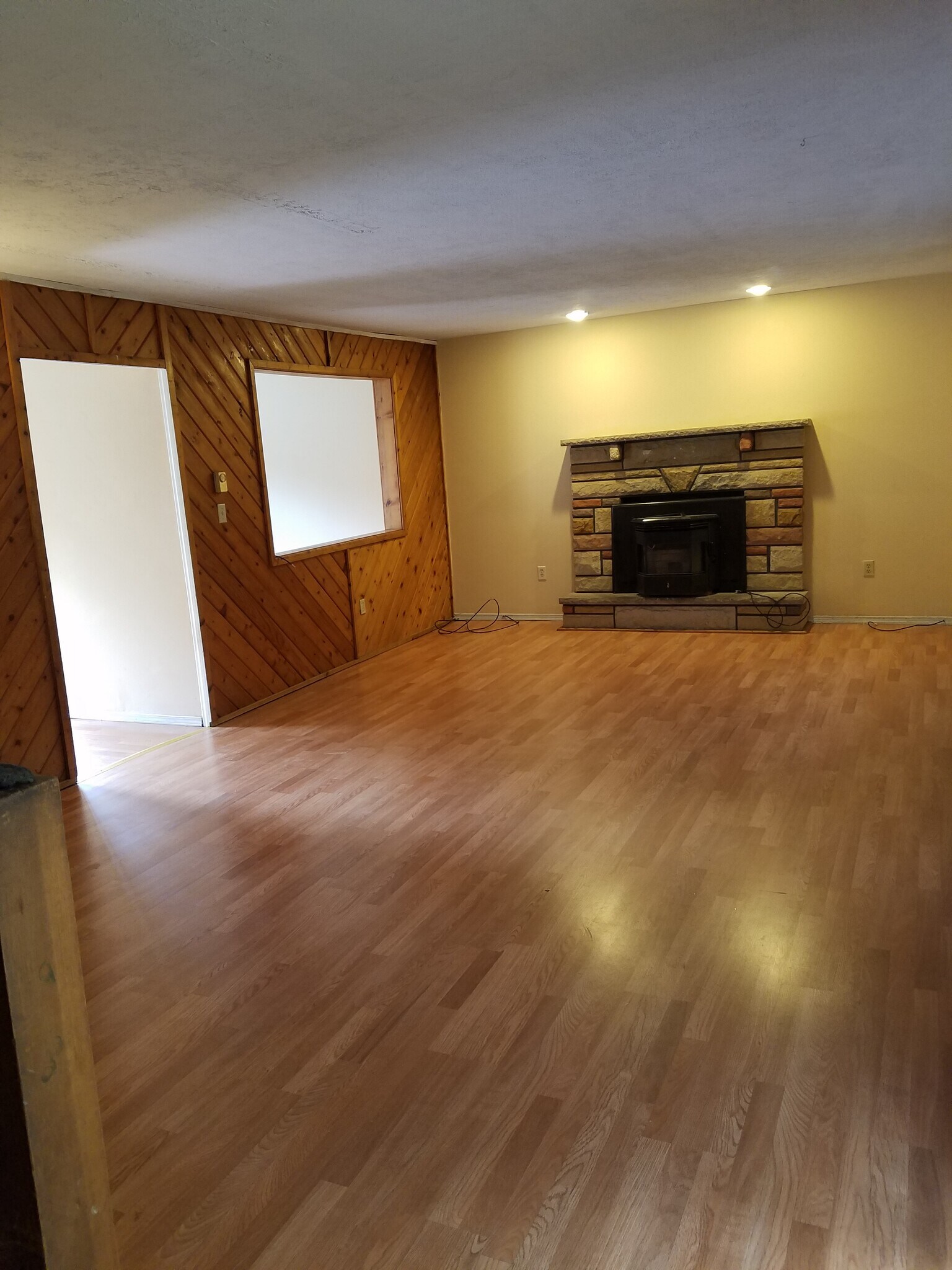 Building Photo - 1546 Black Birch Way