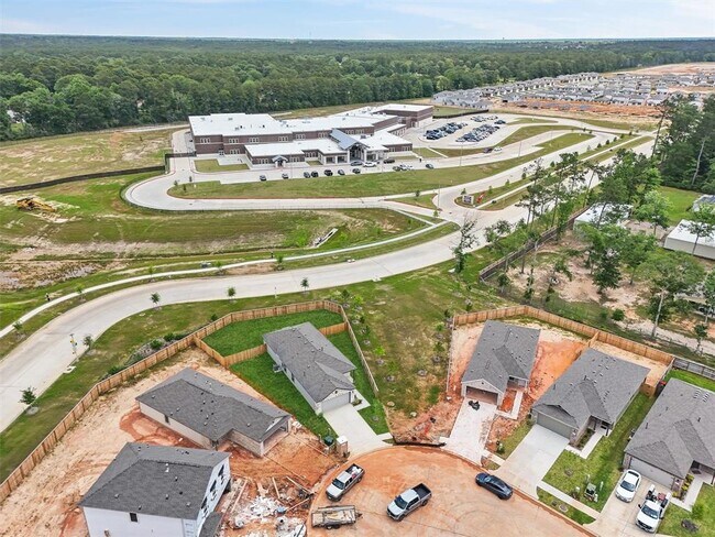 Building Photo - 10423 Cloud Nine Ct