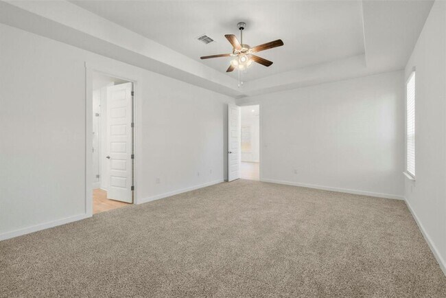 Building Photo - 2309 Magnolia Hl Dr