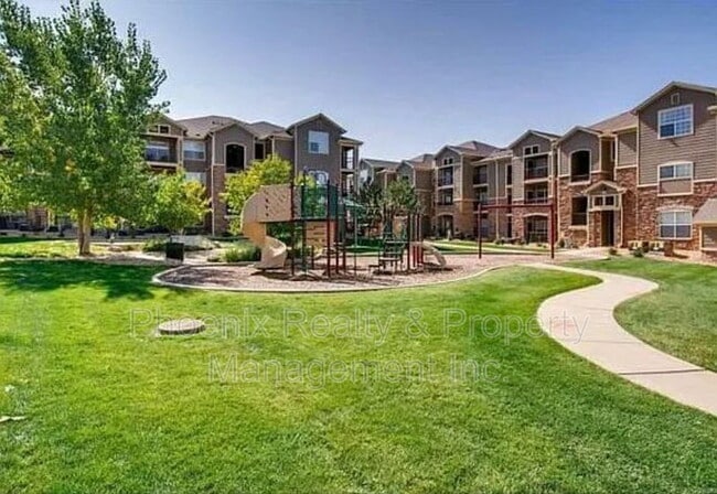 Building Photo - 2900 Blue Sky Cir