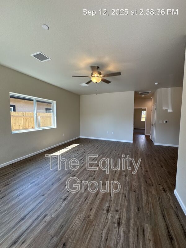 Building Photo - 3624 S County Center Dr