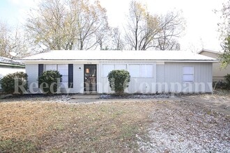 Building Photo - 5158 Breckenwood Dr