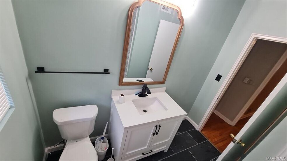 Building Photo - 112 Calhoun Rd