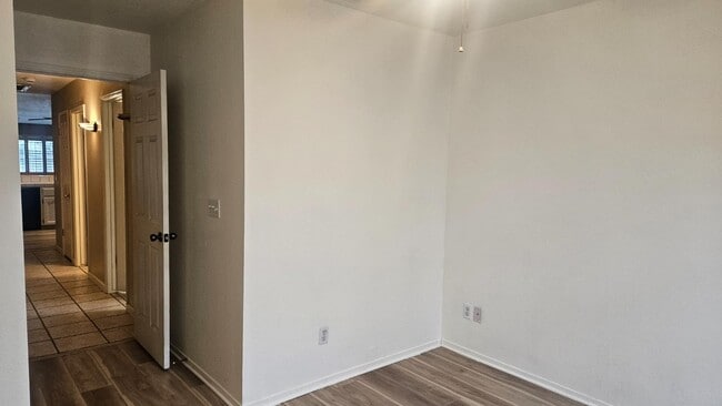 Building Photo - 3299 W Stuart Ave